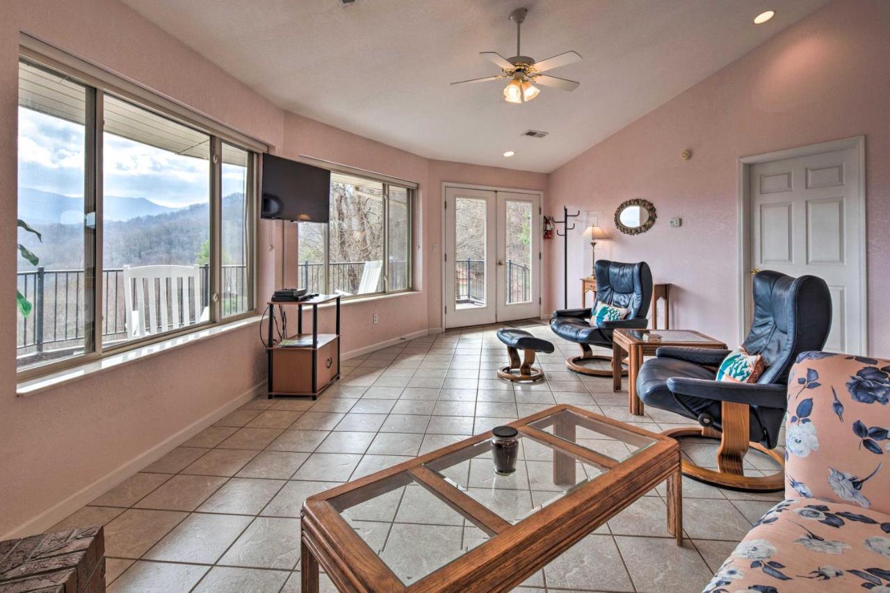 Charming Burnsville Apt With Mountain Views And Deck! Exterior foto