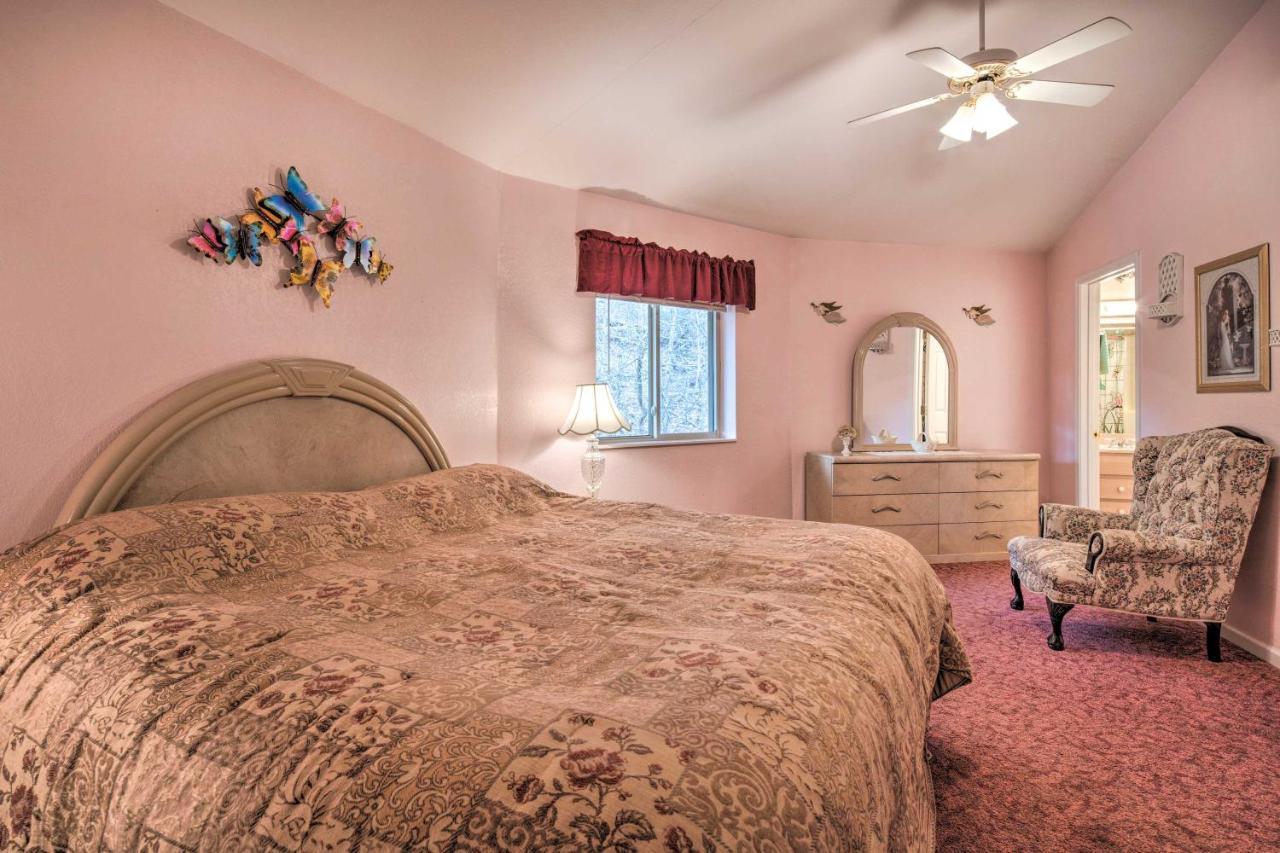 Charming Burnsville Apt With Mountain Views And Deck! Exterior foto