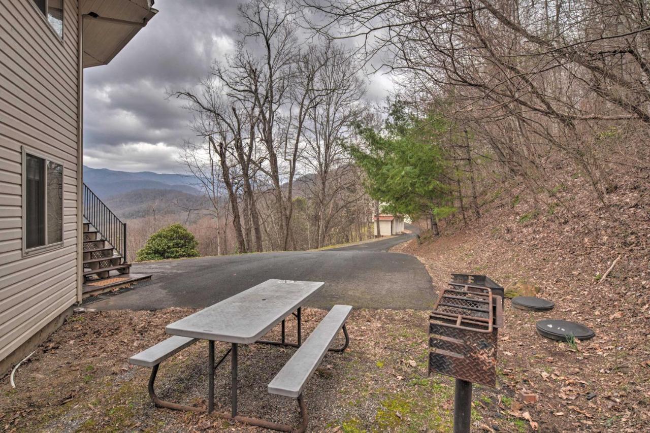 Charming Burnsville Apt With Mountain Views And Deck! Exterior foto